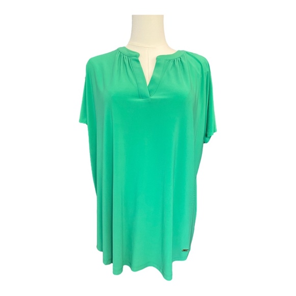 Jones New York Tops - ✨ NWOT JONES NEW YORK Women’s Emerald Green Signature Short Sleeve Blouse | Size